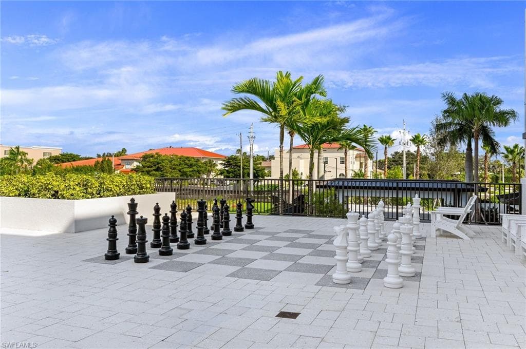 1111 Central # 417S, NAPLES FL 34102-24