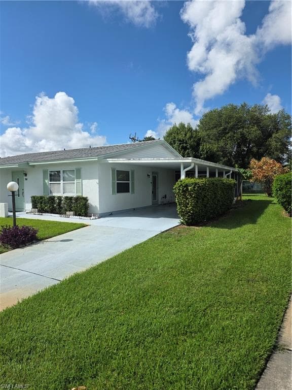 52 Heath Aster LN, LEHIGH ACRES FL 33936-1