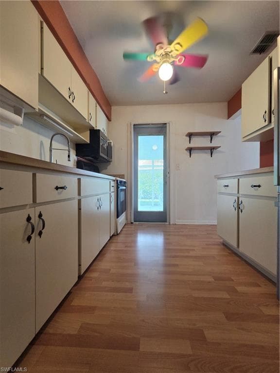 52 Heath Aster LN, LEHIGH ACRES FL 33936-10