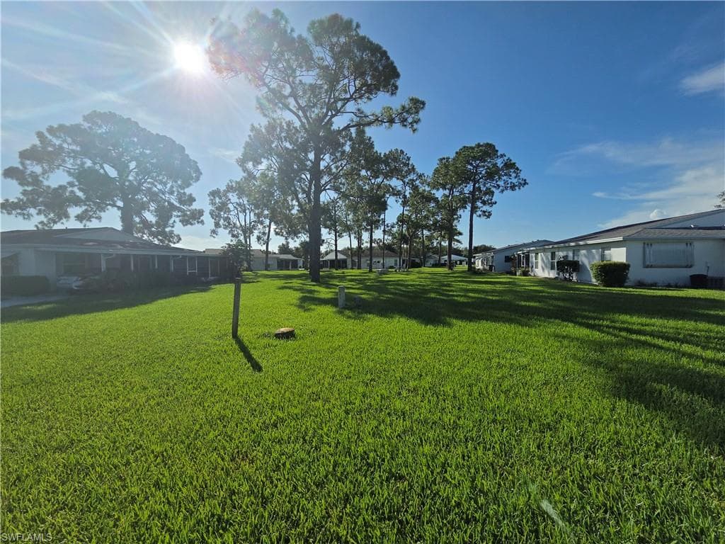 52 Heath Aster LN, LEHIGH ACRES FL 33936-38