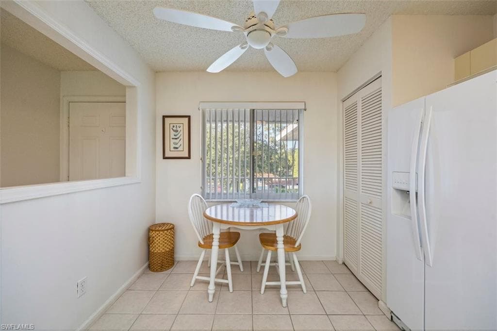 5975 Bloomfield CIR # C302, NAPLES FL 34112-7