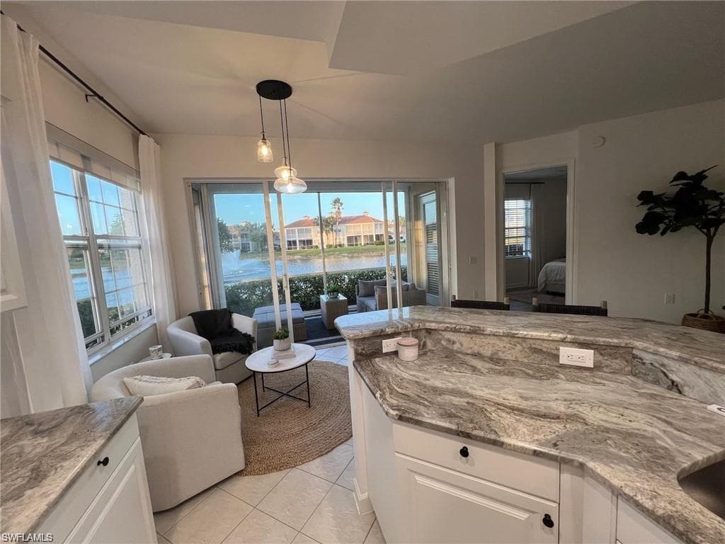 3062 Driftwood WAY # 4301, NAPLES FL 34109-10