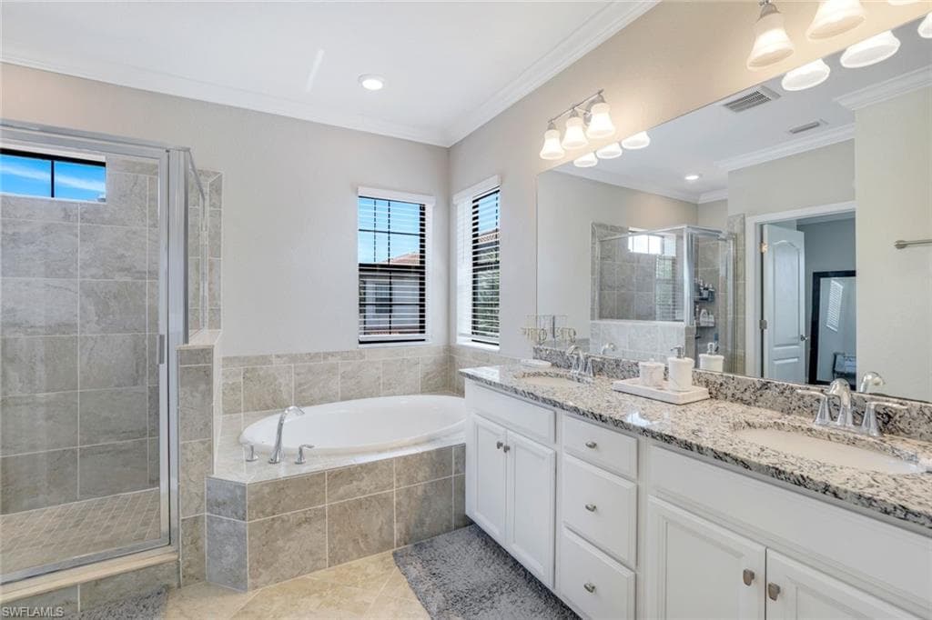 1141 Antaras CT N # 25, NAPLES FL 34113-13