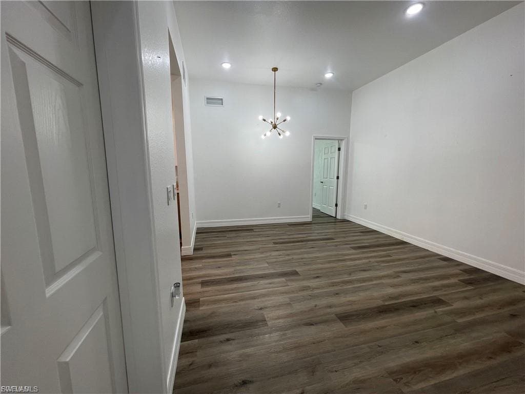 2305 Towles ST-11