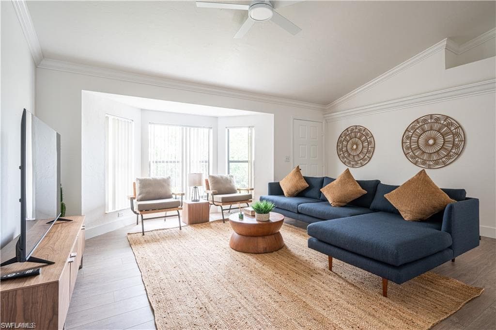 507 14th ST N, NAPLES FL 34102-1