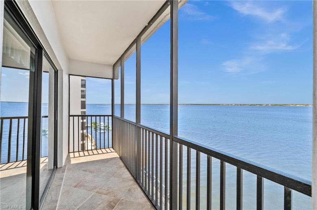 1900 Virginia AVE # 902, FORT MYERS FL 33901-26