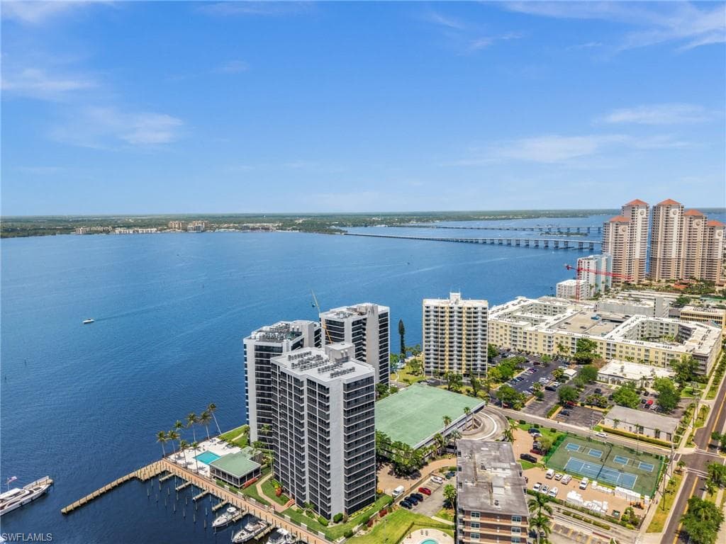 1900 Virginia AVE # 902, FORT MYERS FL 33901-40