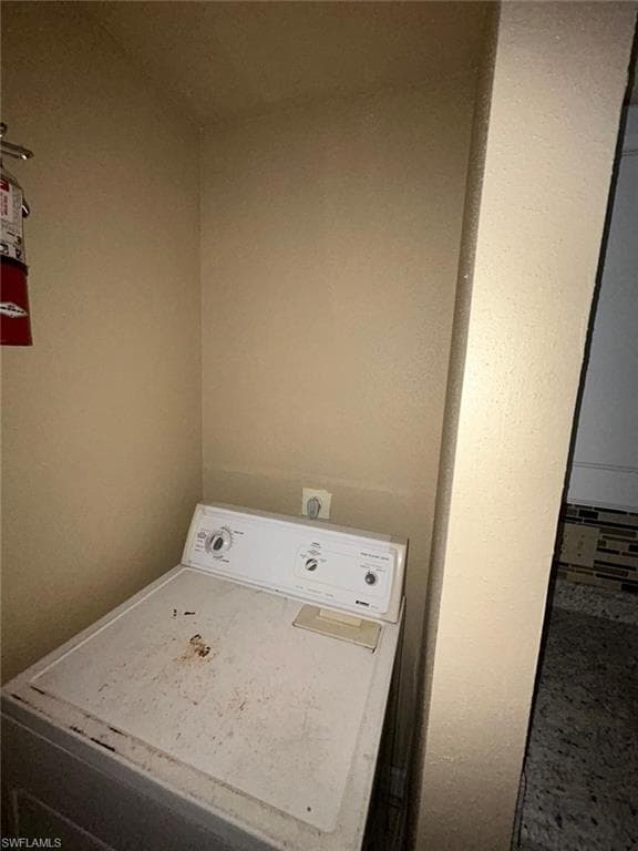 2845 Winkler AVE # 310, FORT MYERS FL 33916-17