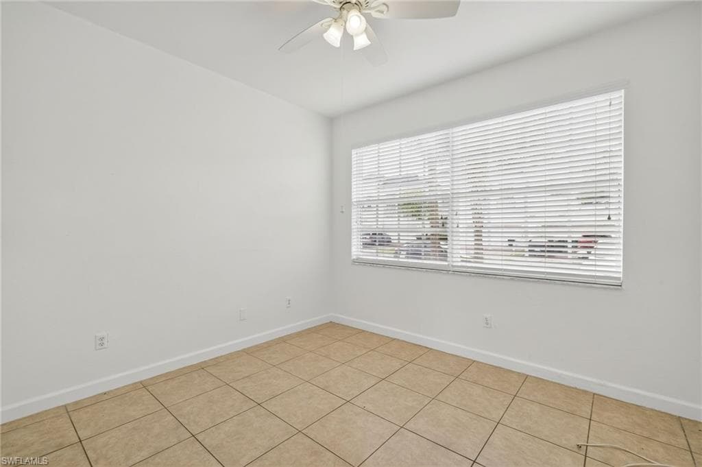 7029 Ambrosia LN # 606, NAPLES FL 34119-21