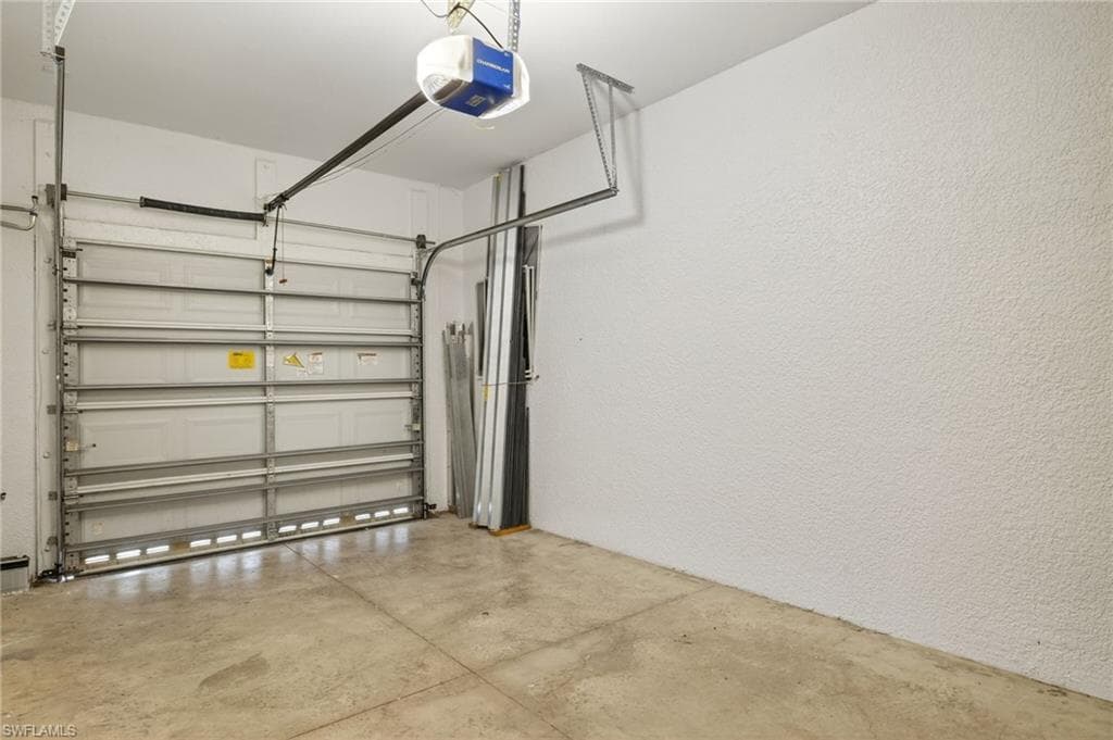 7029 Ambrosia LN # 606, NAPLES FL 34119-24