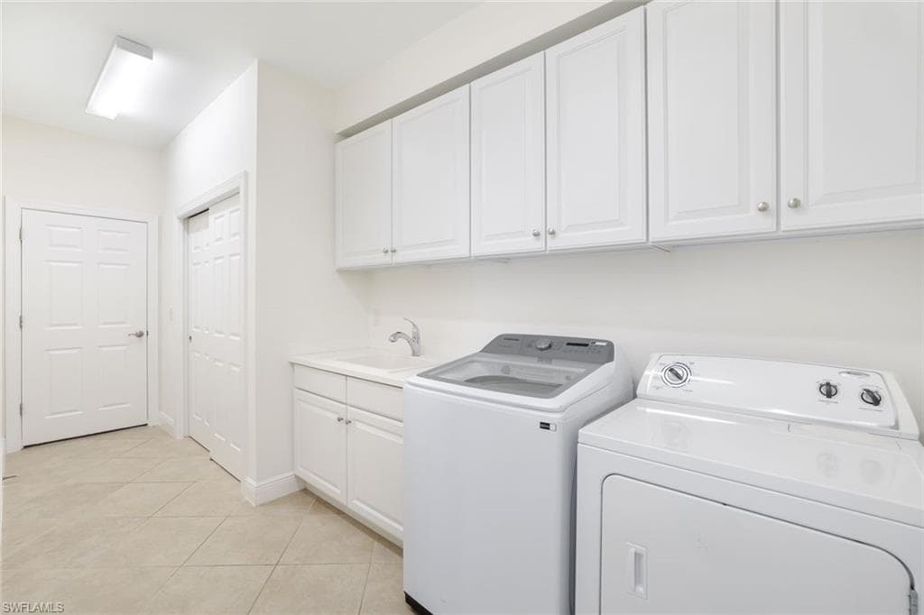 13366 Kent ST, NAPLES FL 34109-16