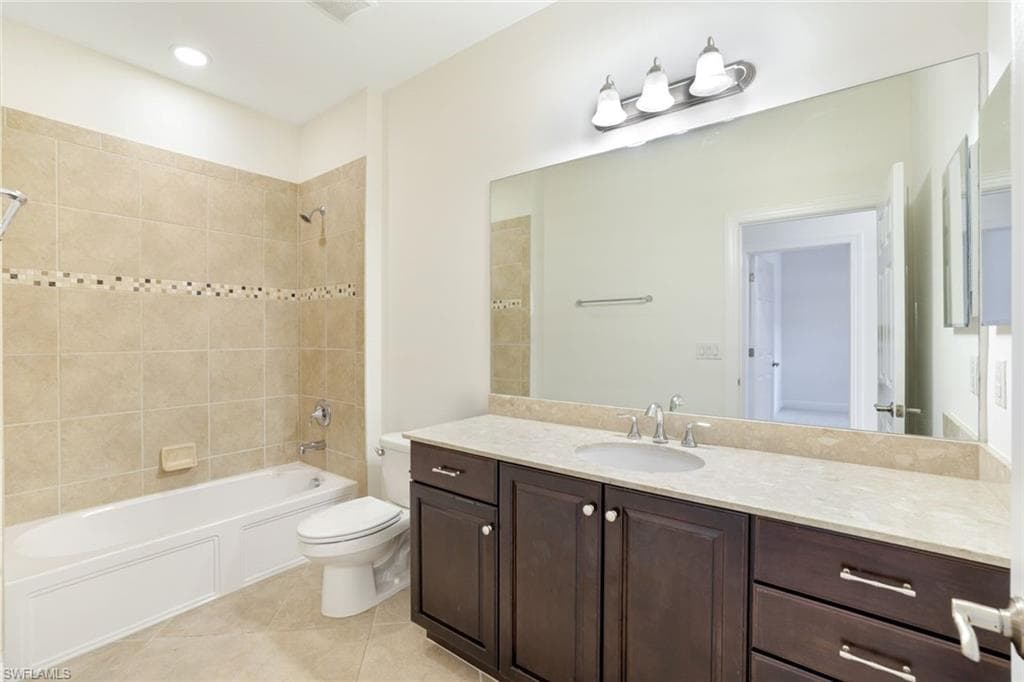 13366 Kent ST, NAPLES FL 34109-14