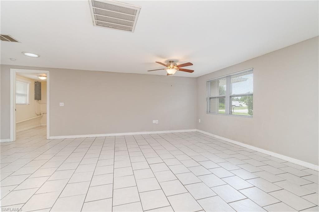 27245 Washington ST, PUNTA GORDA FL 33983-2