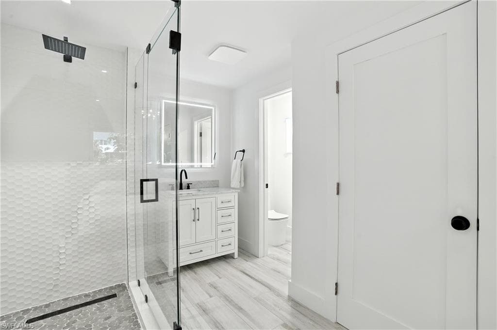 5 Glenview Manor DR, FORT MYERS BEACH FL 33931-22