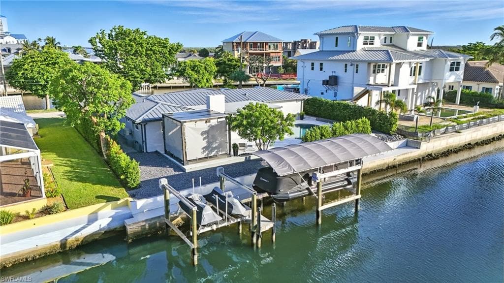 5 Glenview Manor DR, FORT MYERS BEACH FL 33931-41