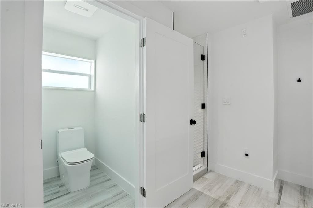 5 Glenview Manor DR, FORT MYERS BEACH FL 33931-30