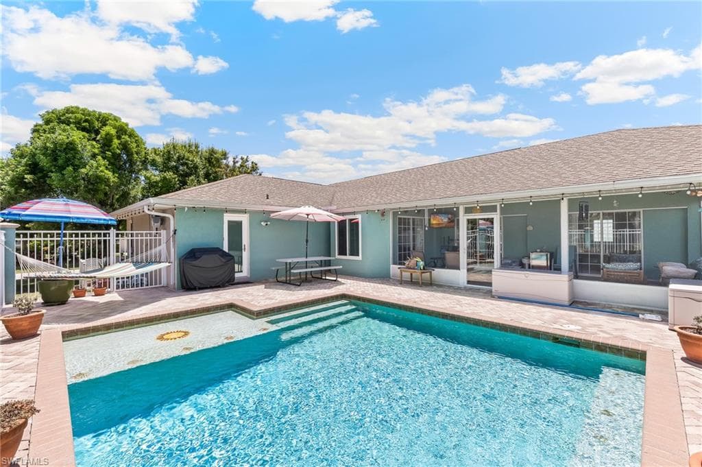 17593 Moorfield DR, FORT MYERS FL 33908-23