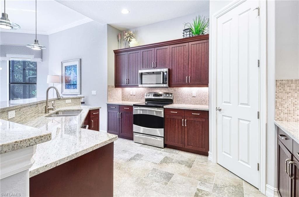 15814 Secoya Reserve CIR, NAPLES FL 34110-6