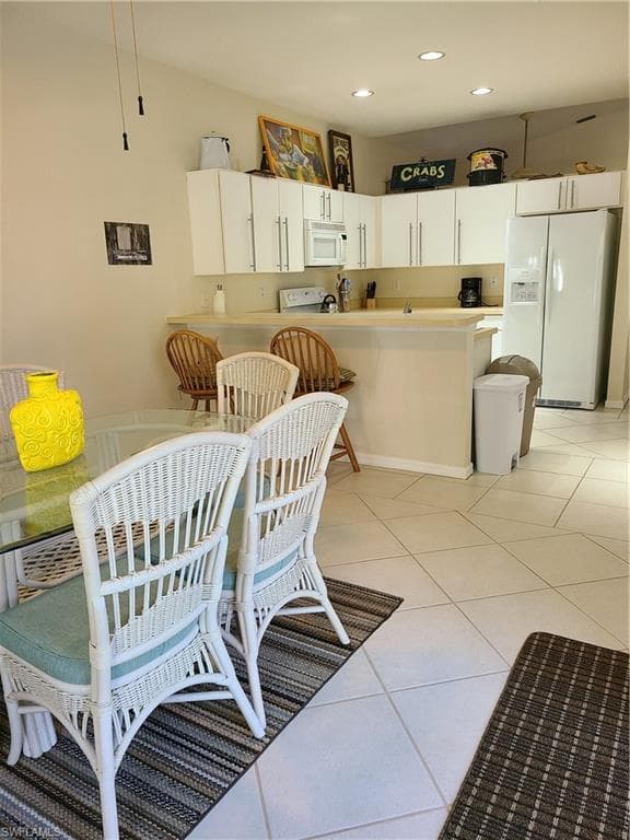 745 Crossfield CIR, NAPLES FL 34104-9