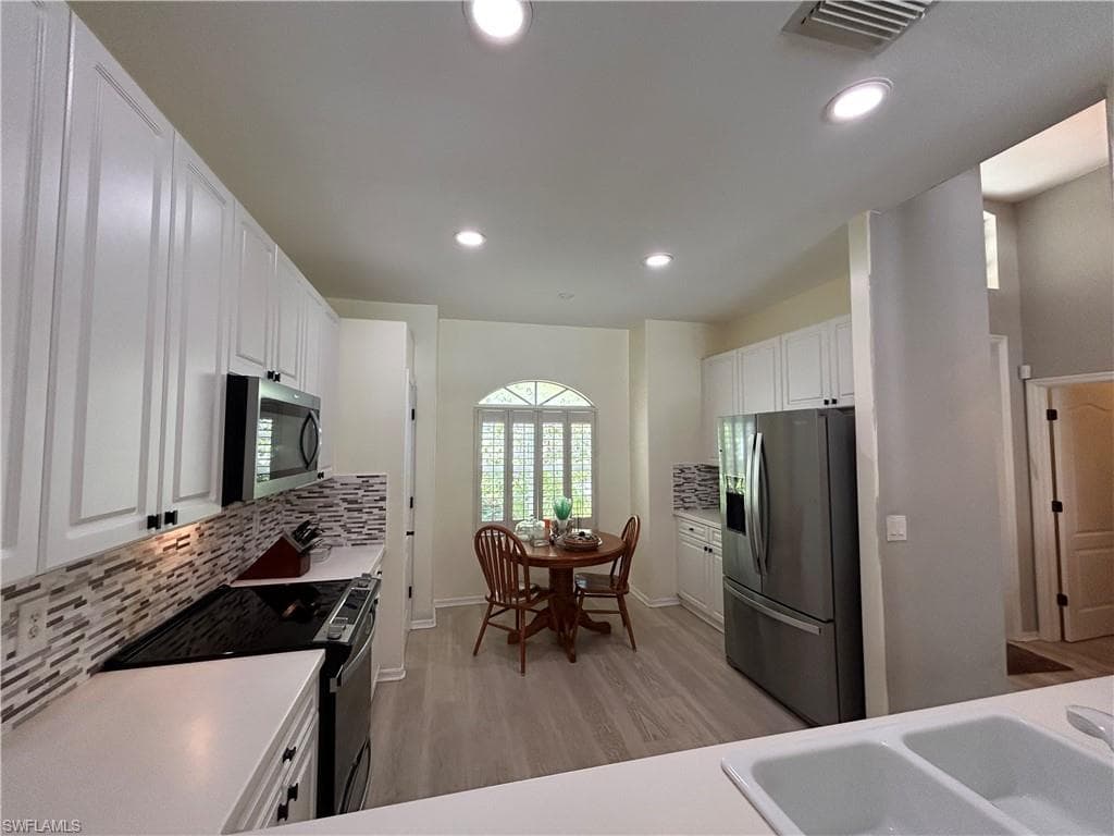 9894 Colonial WALK N, ESTERO FL 33928-5