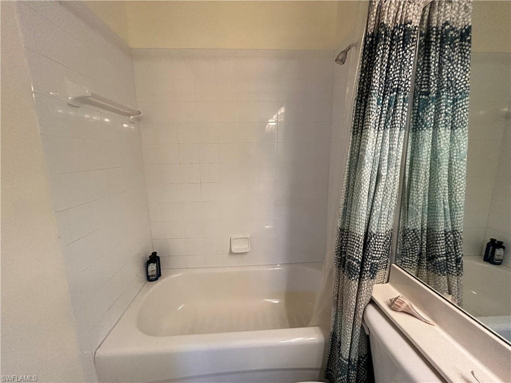 9894 Colonial WALK N, ESTERO FL 33928-25