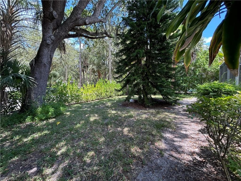 9894 Colonial WALK N, ESTERO FL 33928-32