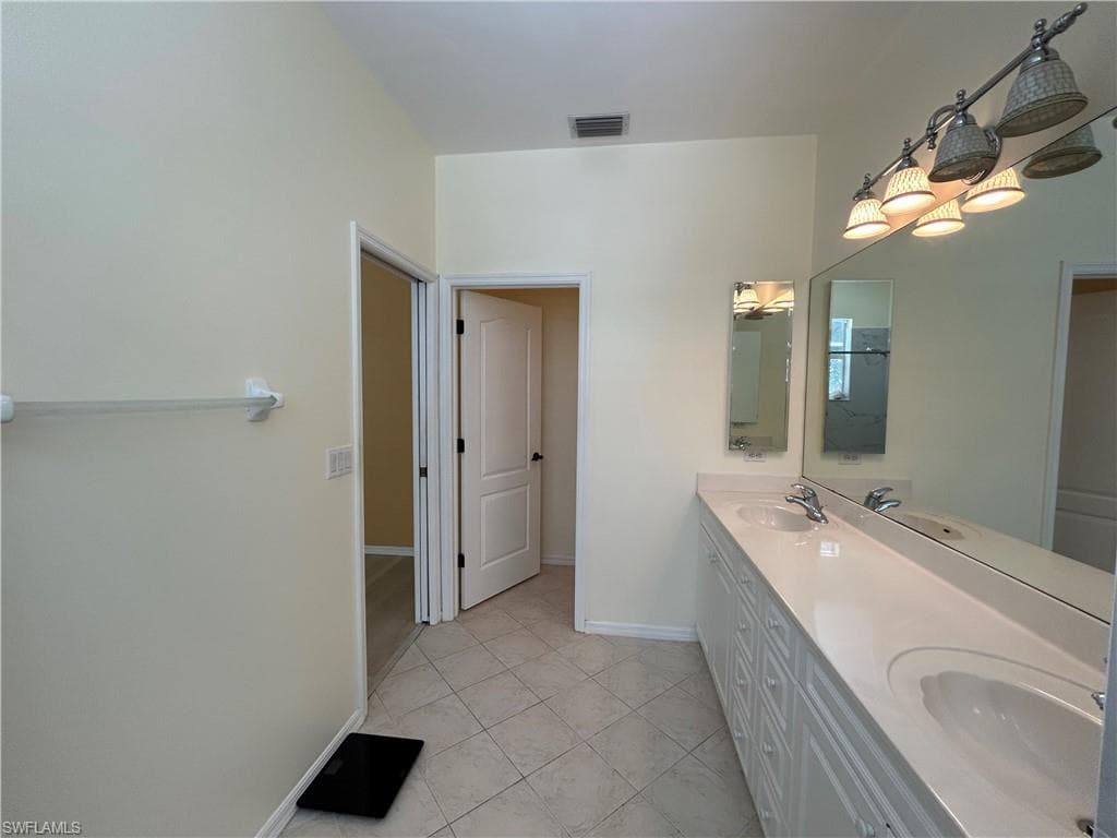 9894 Colonial WALK N, ESTERO FL 33928-17