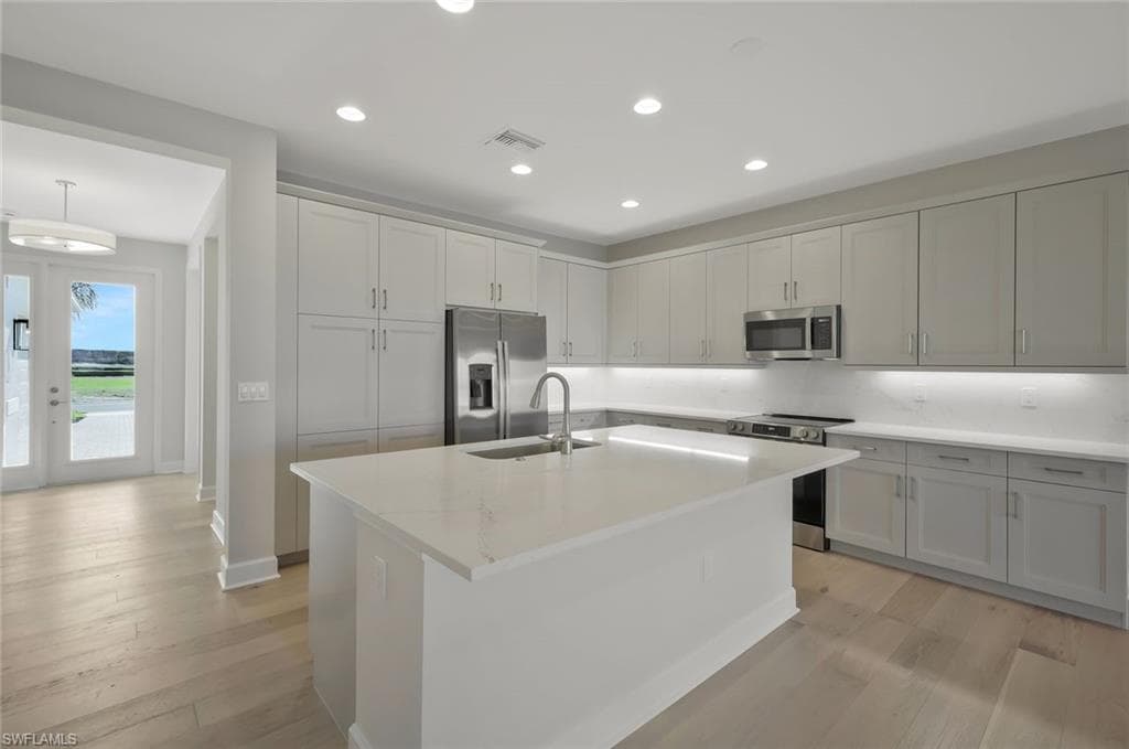 3763 Gilmores PL, FORT MYERS FL 33905-6