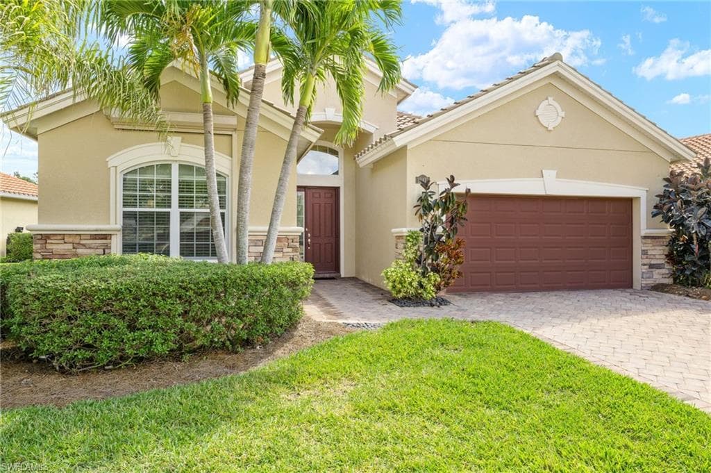 12417 Chrasfield Chase, FORT MYERS FL 33913-2