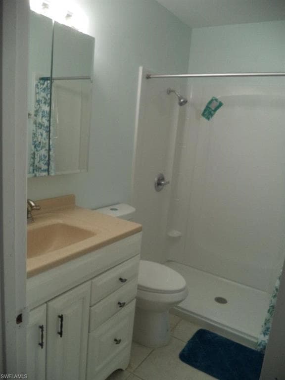 5828 Harbour Club RD, FORT MYERS FL 33919-21