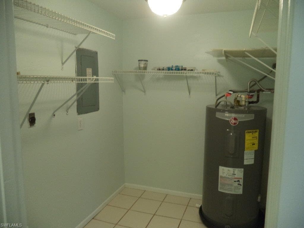 5828 Harbour Club RD, FORT MYERS FL 33919-9
