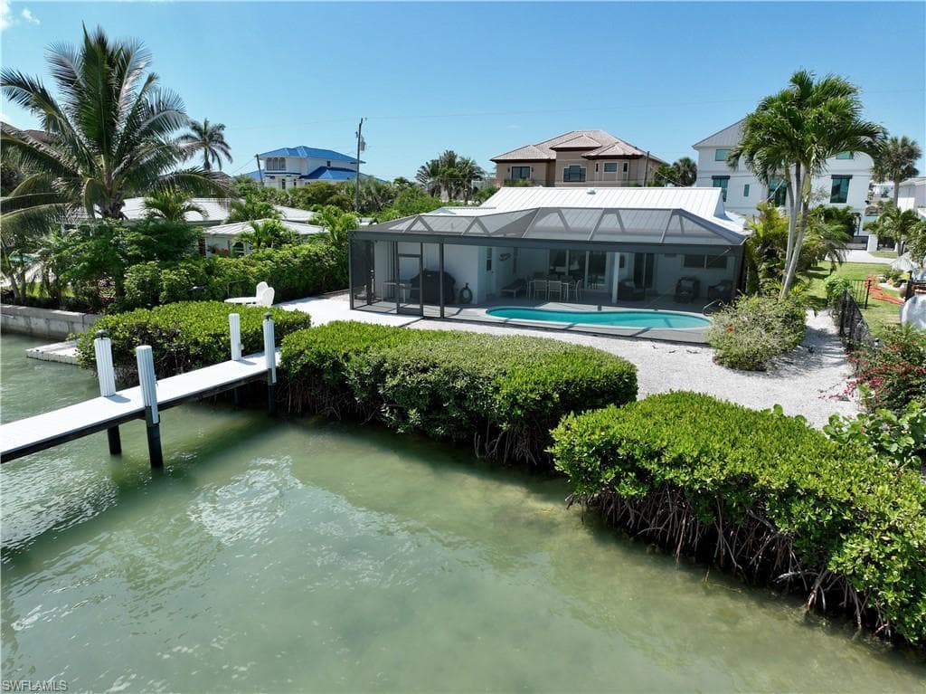 19 Pelican ST E, NAPLES FL 34113-48