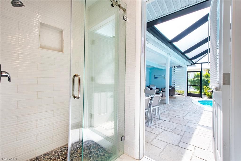 19 Pelican ST E, NAPLES FL 34113-13
