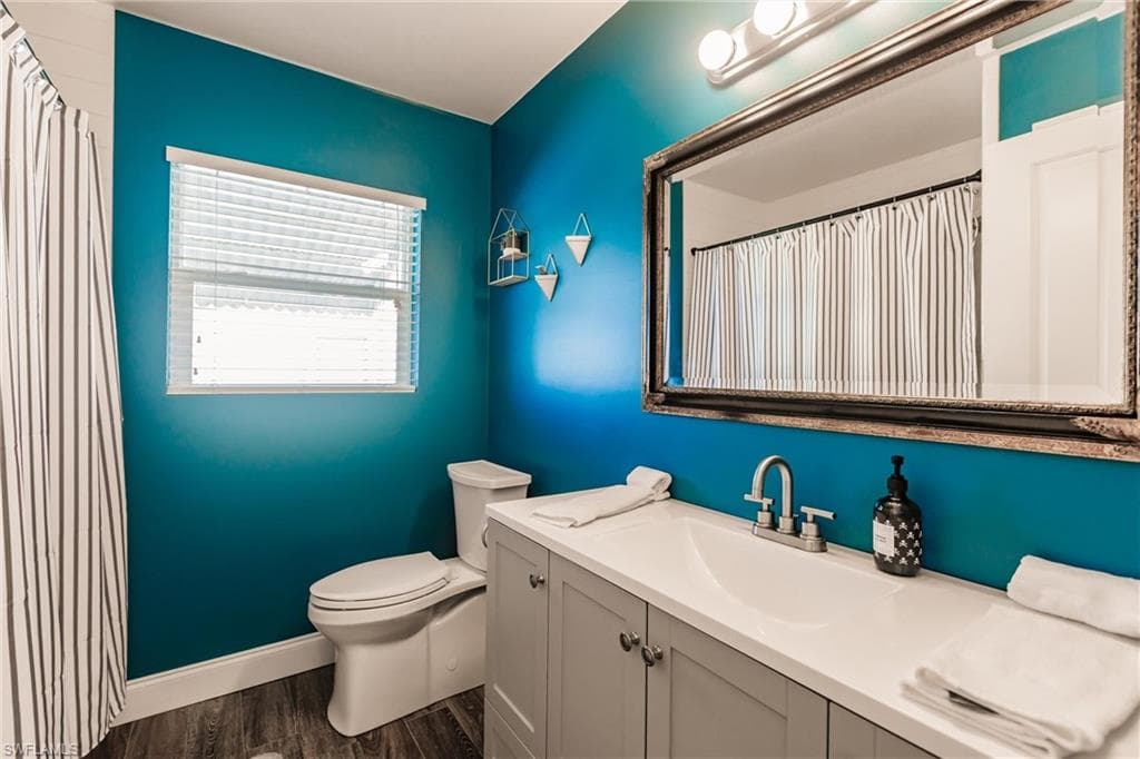 1437 Vendome CT, CAPE CORAL FL 33904-22