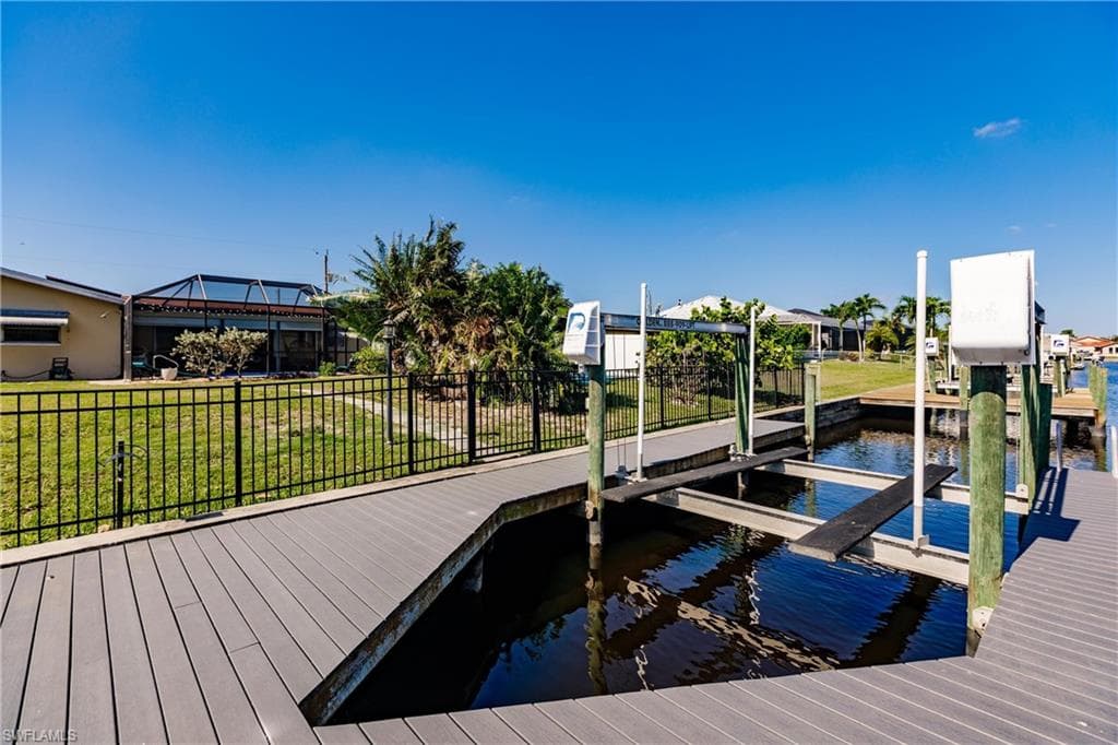 1437 Vendome CT, CAPE CORAL FL 33904-41