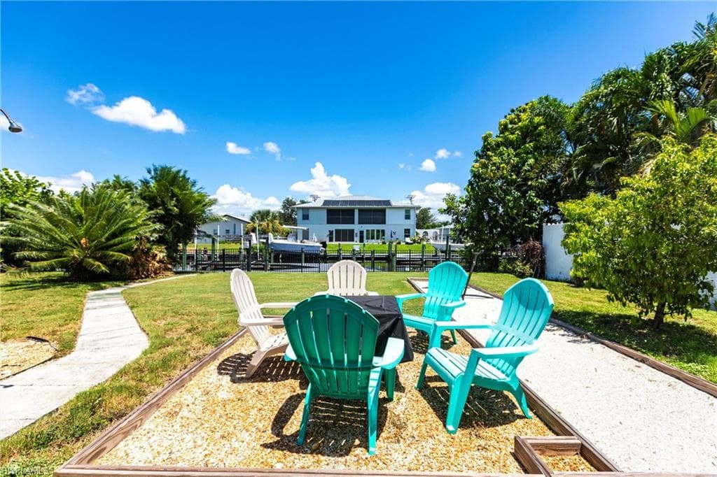 1437 Vendome CT, CAPE CORAL FL 33904-37