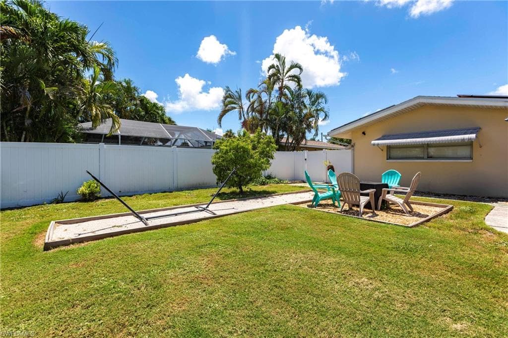 1437 Vendome CT, CAPE CORAL FL 33904-34