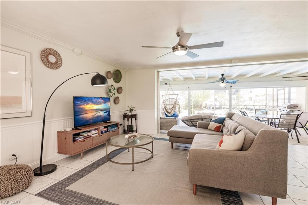 1437 Vendome CT, CAPE CORAL FL 33904-3