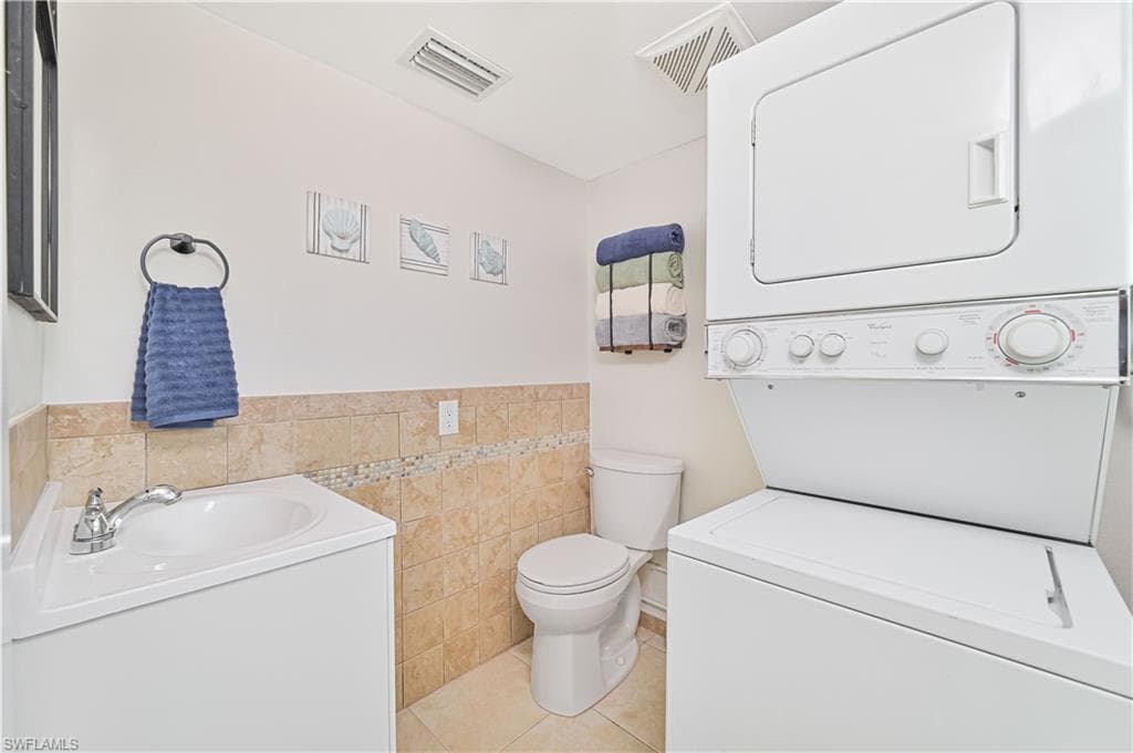 2500 Harbor View DR, MATLACHA FL 33993-26