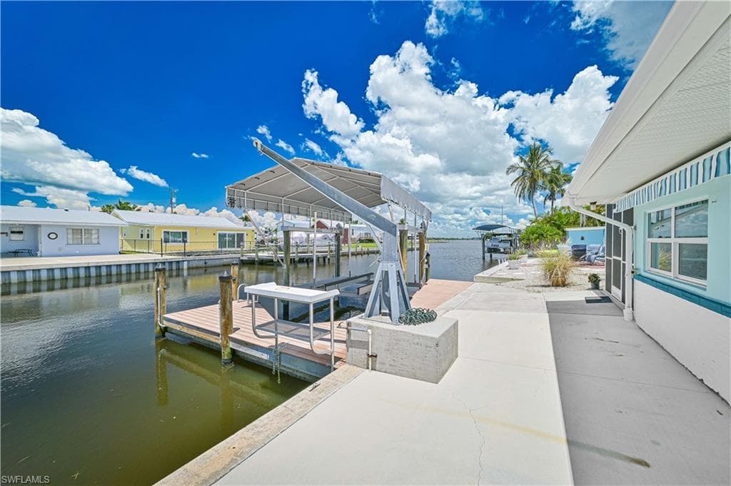 2500 Harbor View DR, MATLACHA FL 33993-7