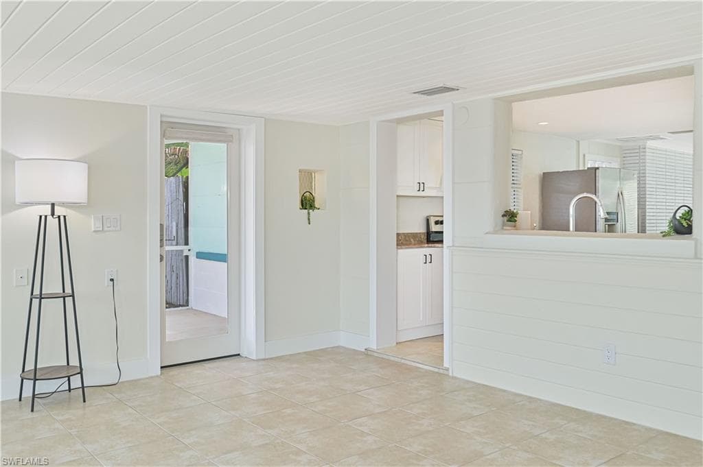 2500 Harbor View DR, MATLACHA FL 33993-23