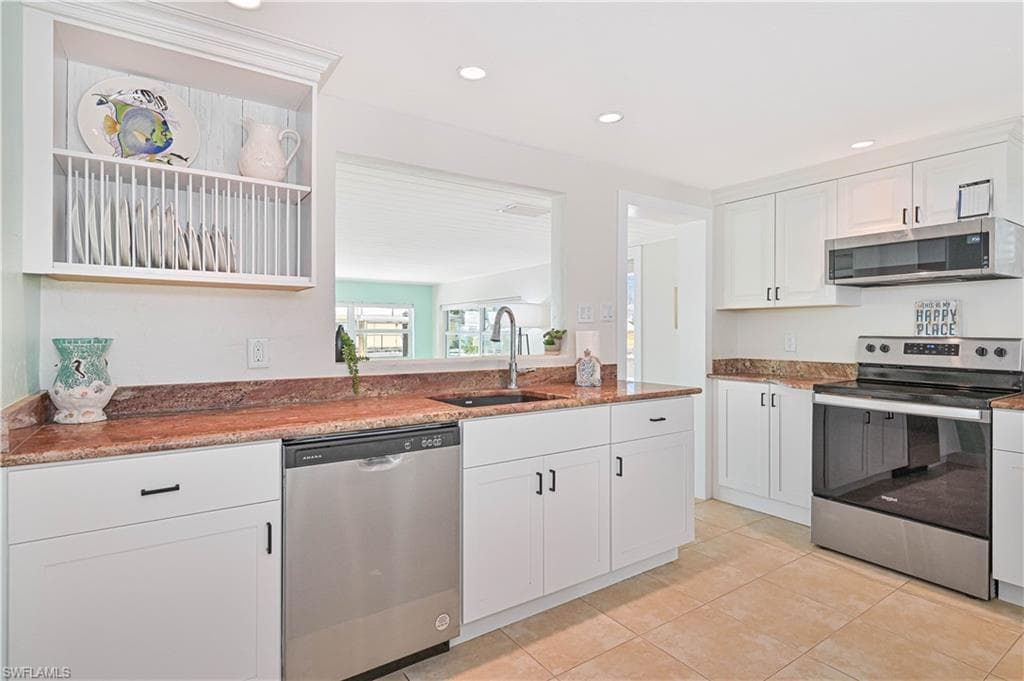 2500 Harbor View DR, MATLACHA FL 33993-19