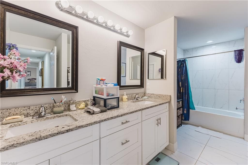 6131 Arbor AVE, FORT MYERS FL 33905-19