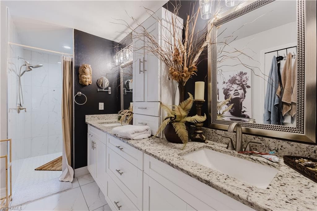 6131 Arbor AVE, FORT MYERS FL 33905-13