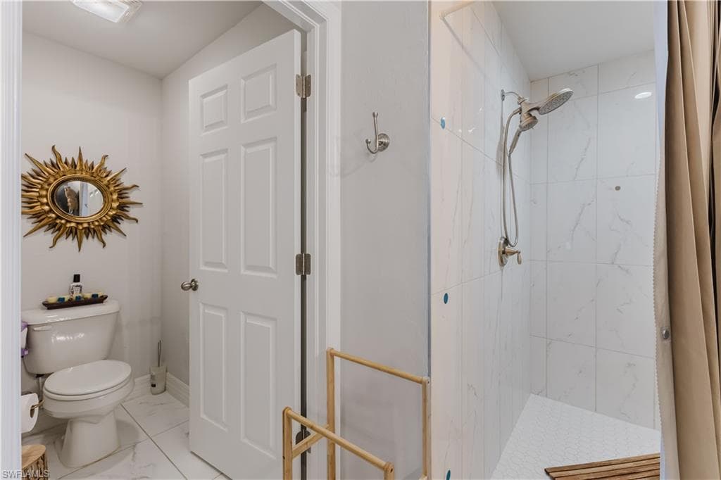 6131 Arbor AVE, FORT MYERS FL 33905-14