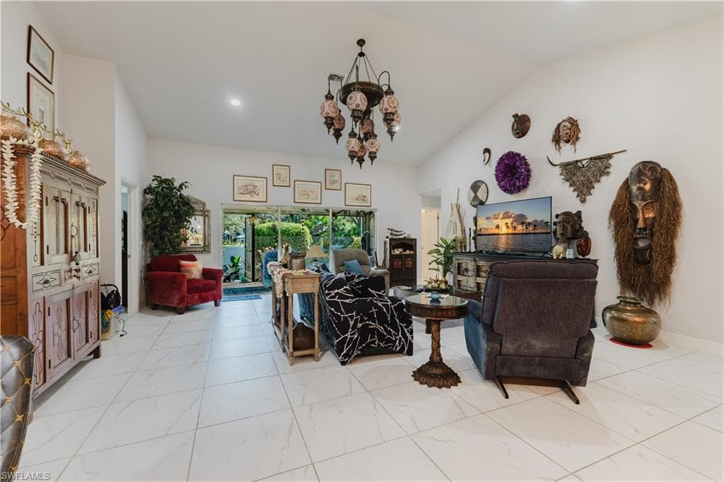 6131 Arbor AVE, FORT MYERS FL 33905-3