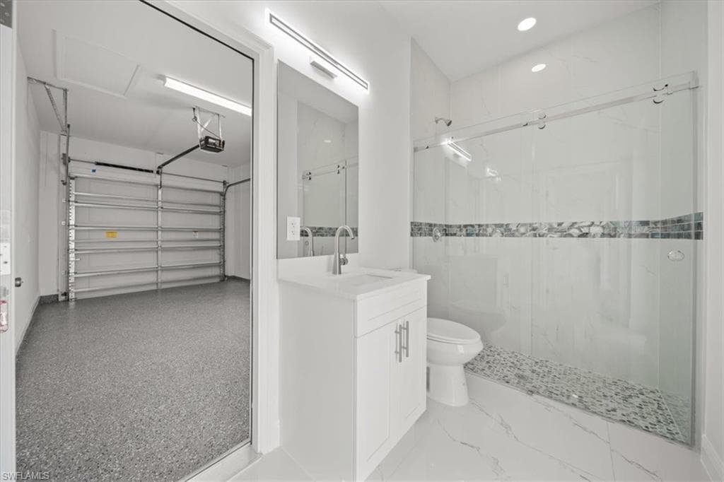 1262 Bowles AVE, FORT MYERS FL 33913-31