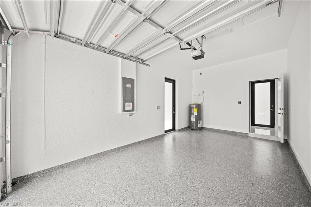 1262 Bowles AVE, FORT MYERS FL 33913-33