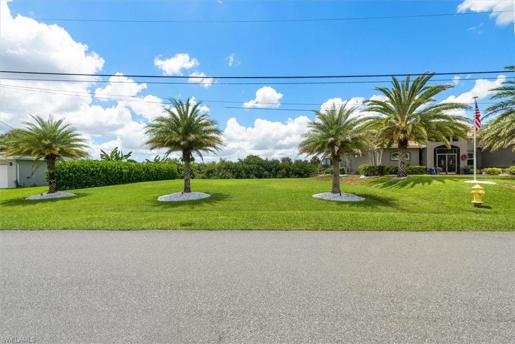 2157 Club House RD, NORTH FORT MYERS FL 33917-45