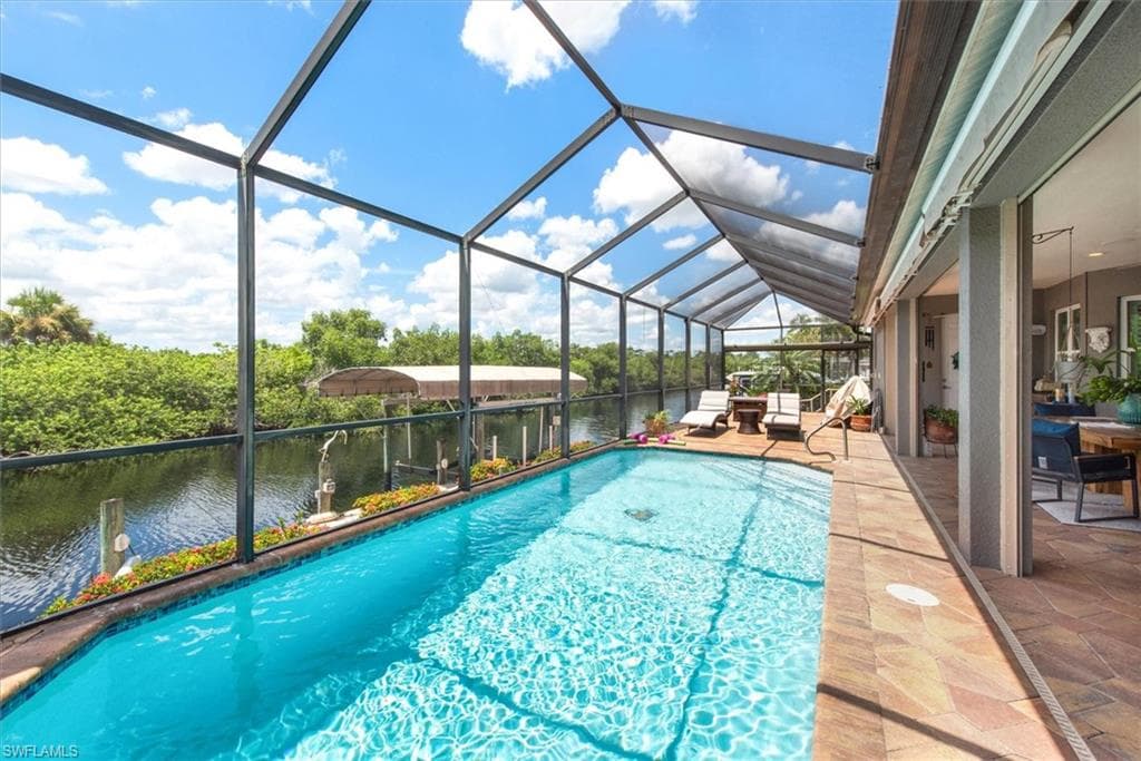 2157 Club House RD, NORTH FORT MYERS FL 33917-35